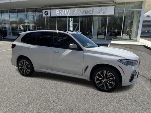 2021 BMW X5 M50i