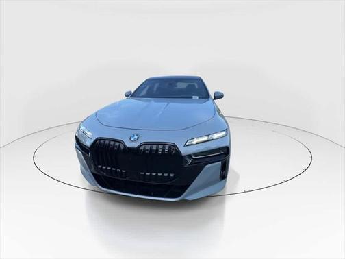 2023 BMW 760 i xDrive