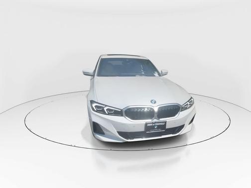 Mineral White Metallic 2025 BMW 330 xDrive