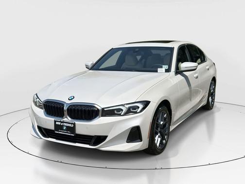 Mineral White Metallic 2025 BMW 330 xDrive