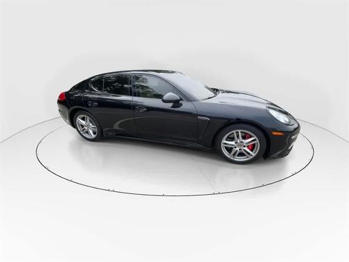 2014 Porsche Panamera 4