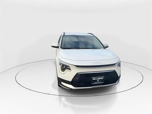 2023 Kia Niro EX