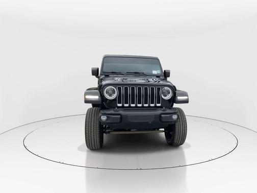 Black Clearcoat 2023 Jeep Wrangler 4-Door Freedom 4x4