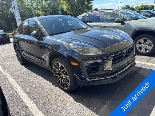 Black 2023 Porsche Macan Macan