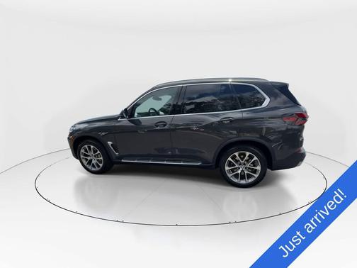 Dravit Grey Metallic 2024 BMW X5 xDrive40i