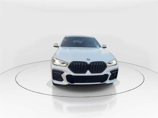 2022 BMW X6 xDrive40i