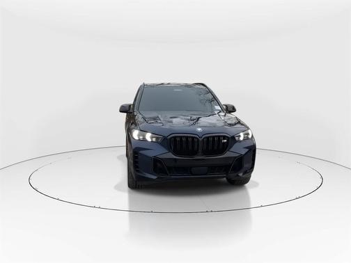 2024 BMW X5 M60i