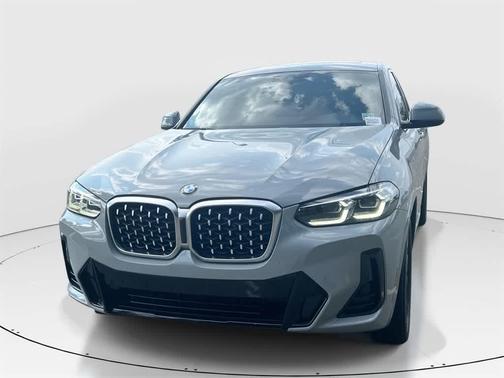 2023 BMW X4 xDrive30i