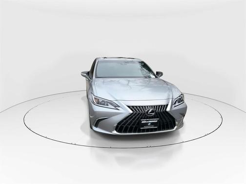 2023 Lexus ES 350 Base