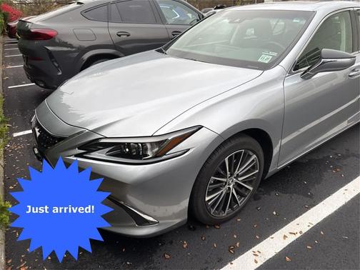 2023 Lexus ES 350 Base