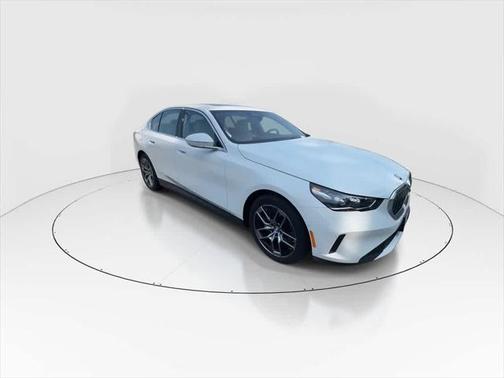 2025 BMW i5 xDrive40
