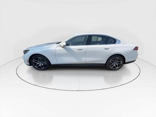 2025 BMW i5 xDrive40