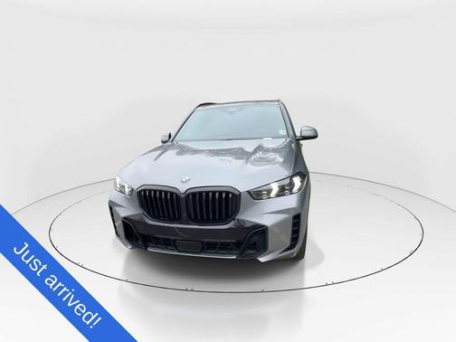 Skyscraper Grey Metallic 2024 BMW X5 xDrive40i