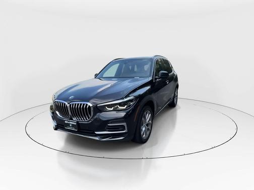 Black Sapphire Metallic 2023 BMW X5 xDrive40i