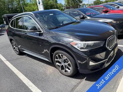 Black Sapphire Metallic 2021 BMW X1 xDrive28i