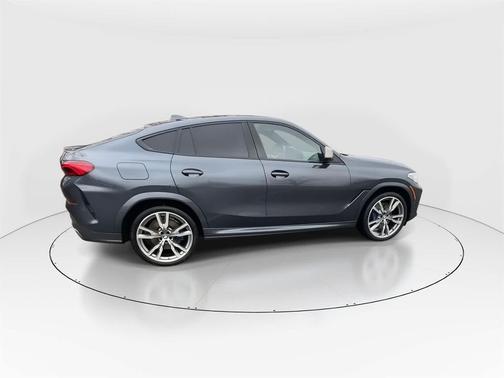 2020 BMW X6 M50i