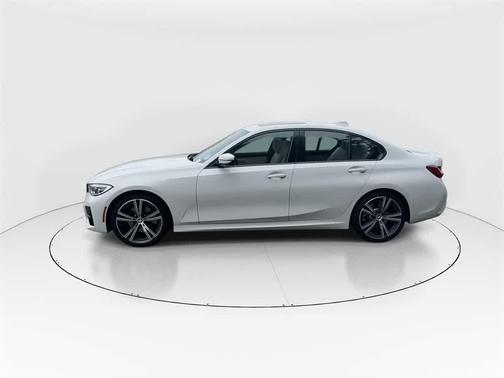 2022 BMW 330 xDrive