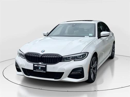 2022 BMW 330 xDrive