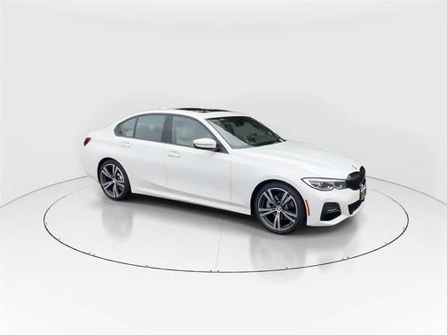 2022 BMW 330 xDrive