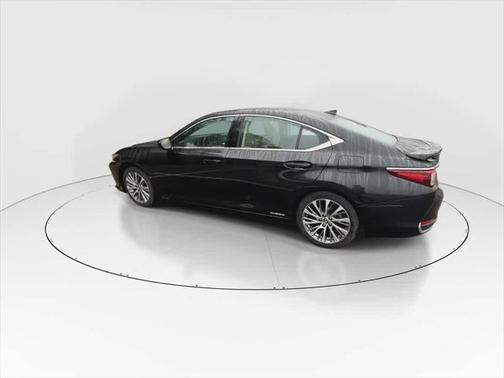 2021 Lexus ES 300h Base
