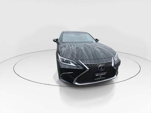 2021 Lexus ES 300h Base