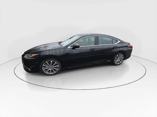 2021 Lexus ES 300h Base