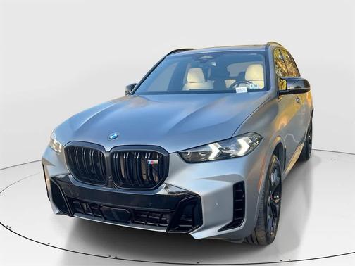 2025 BMW X5 M60i