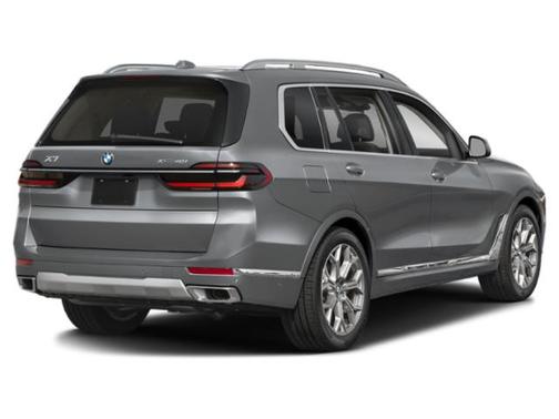 Dravit Grey Metallic 2025 BMW X7 M60i
