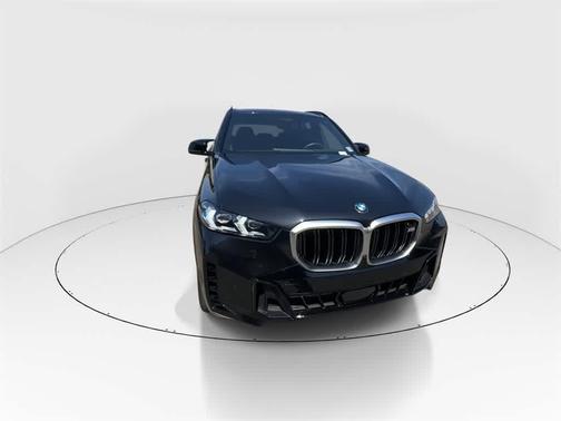 2025 BMW X5 M60i