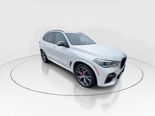 2021 BMW X5 M50i