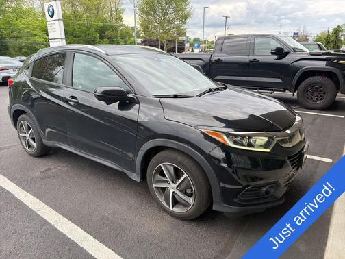 Crystal Black Pearl 2022 Honda HR-V EX
