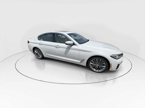 2022 BMW 530 i xDrive