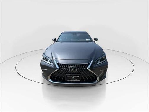2022 Lexus ES 350 Base