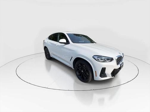 2025 BMW X4 xDrive30i