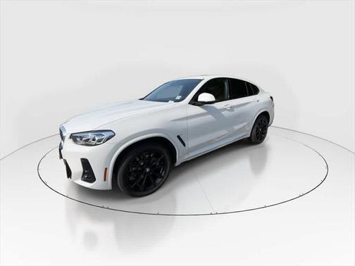 2025 BMW X4 xDrive30i