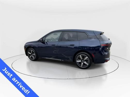 2026 BMW iX xDrive45