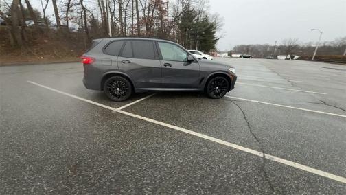 2023 BMW X5 M50i