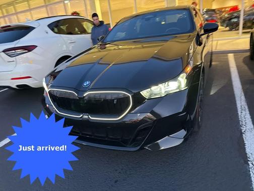 2025 BMW i5 xDrive40