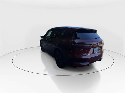 Aventurin Red Metallic 2023 BMW iX xDrive50