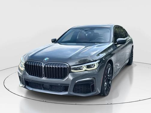 Dravit Grey Metallic 2021 BMW 750 i xDrive