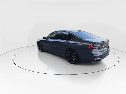 Dravit Grey Metallic 2021 BMW 750 i xDrive