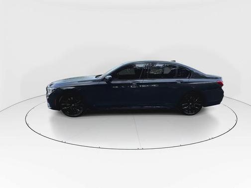 Dravit Grey Metallic 2021 BMW 750 i xDrive