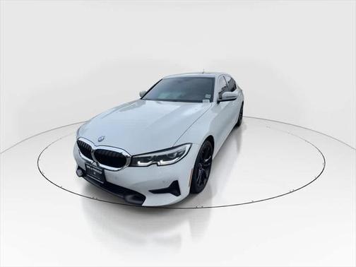 2022 BMW 330 xDrive