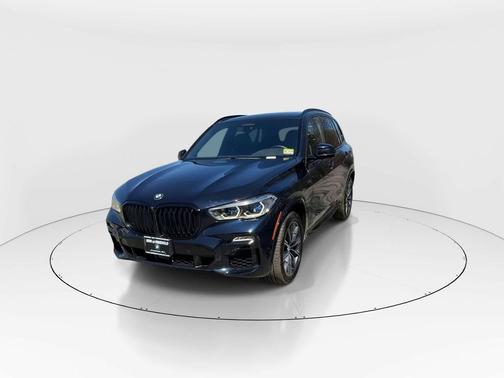 Carbon Black Metallic 2021 BMW X5 M50i