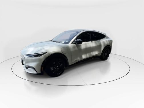 STAR WHITE MET TRI-COAT 2021 Ford Mustang Mach-E Premium