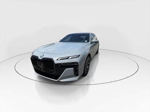 2025 BMW 760 i xDrive