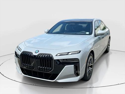2025 BMW 760 i xDrive