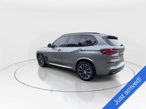 Skyscraper Grey Metallic 2024 BMW X5 xDrive40i