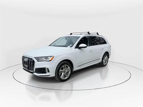 2023 Audi Q7 55 Premium Plus