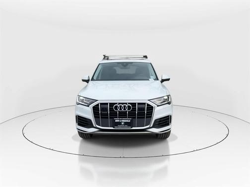 2023 Audi Q7 55 Premium Plus